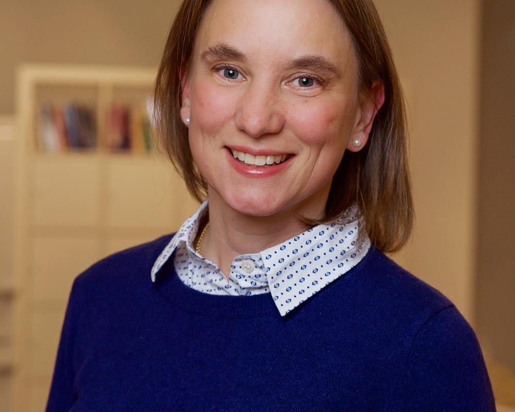Laura Bromet